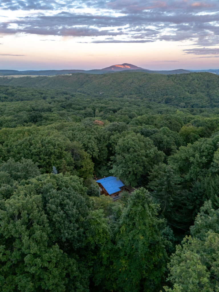 Tölgyudvar Vendégház Kismaros